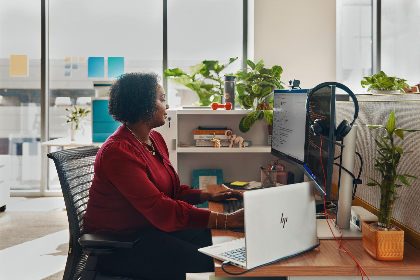 HP Poly Blackwire 3325 Stereo Microsoft Teams Certified USB-C Headset +3.5mm Plug +USB-C/A Adapter